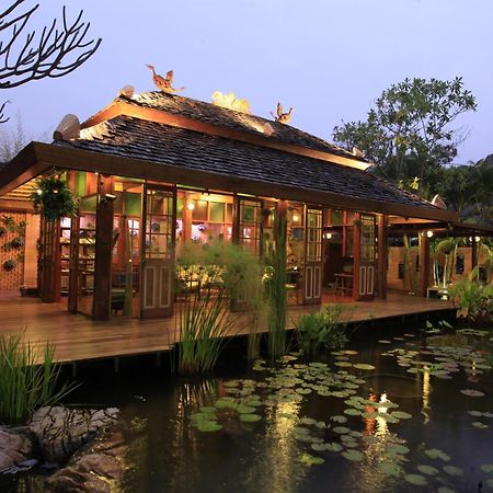Vc@Suanpaak Boutique Hotel & Service Apartment Chiang Mai Buitenkant foto