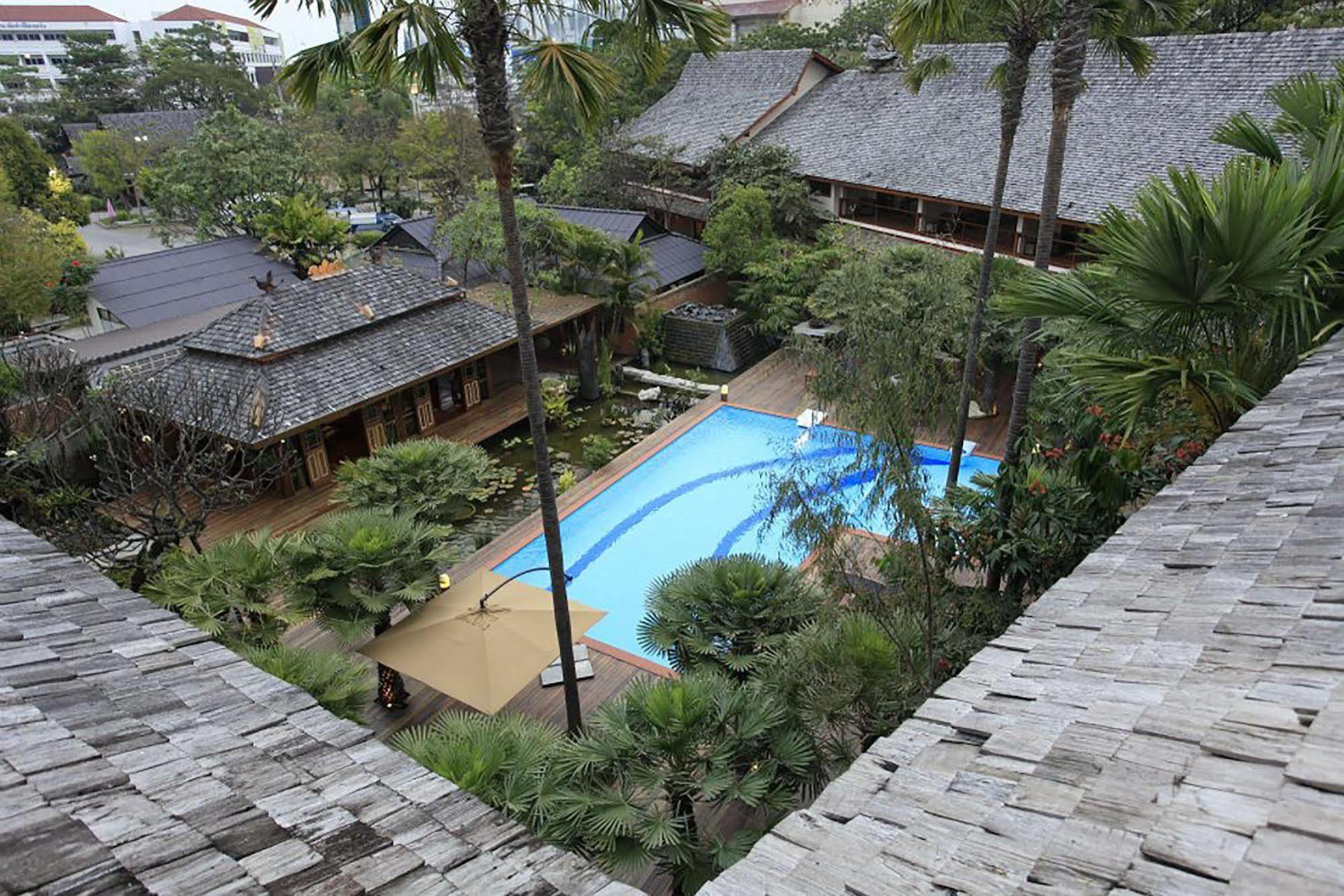 Vc@Suanpaak Boutique Hotel & Service Apartment Chiang Mai Buitenkant foto