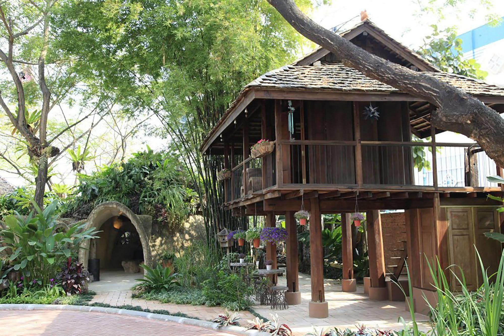 Vc@Suanpaak Boutique Hotel & Service Apartment Chiang Mai Buitenkant foto