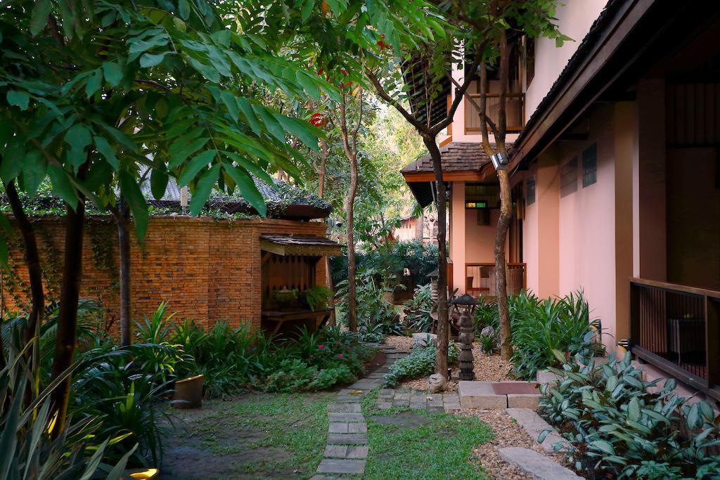 Vc@Suanpaak Boutique Hotel & Service Apartment Chiang Mai Buitenkant foto