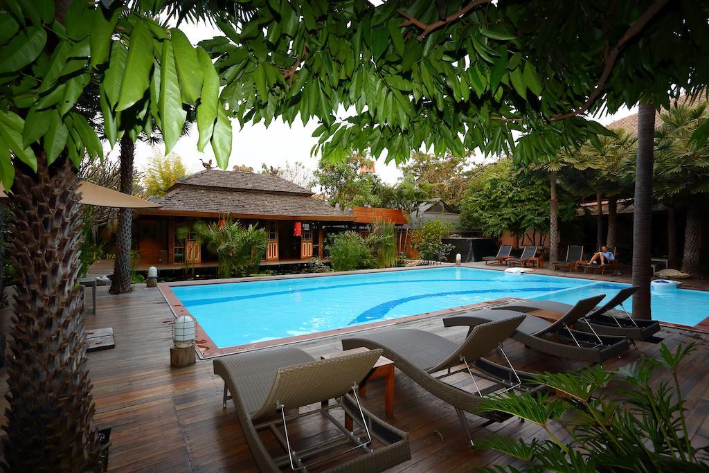 Vc@Suanpaak Boutique Hotel & Service Apartment Chiang Mai Buitenkant foto
